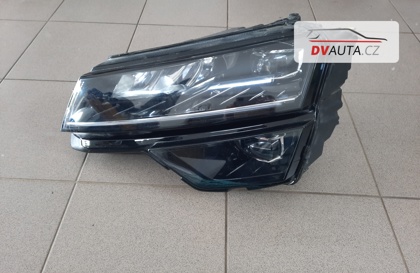 Levé přední světlo 57B941017B